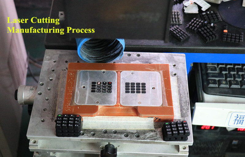 Botones de silicona con retroiluminaci&oacute;n
