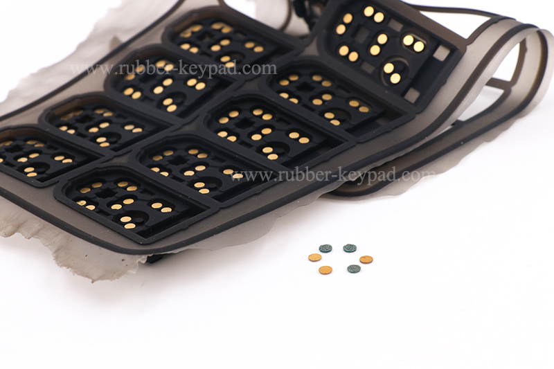 bot&oacute;n de goma de pastillas de metal