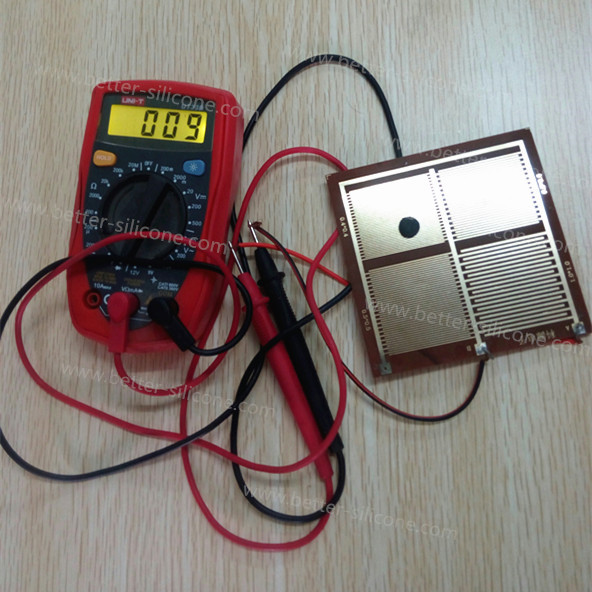 l&aacute;mina de silicona conductora de electricidad